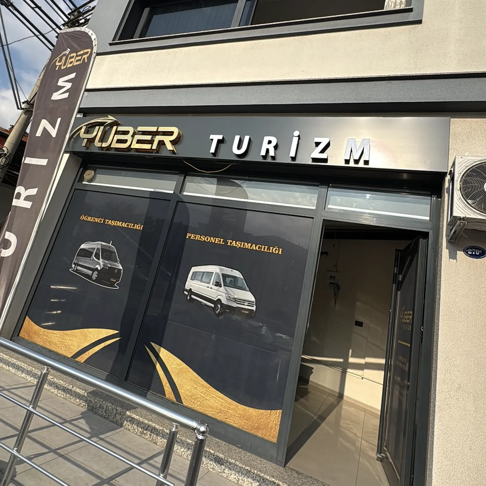 araç filosu-yuberturizm-yuberturizm.com - kare -3